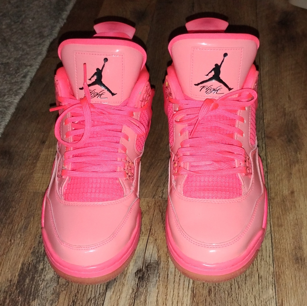 Jordans size 11.5 pink